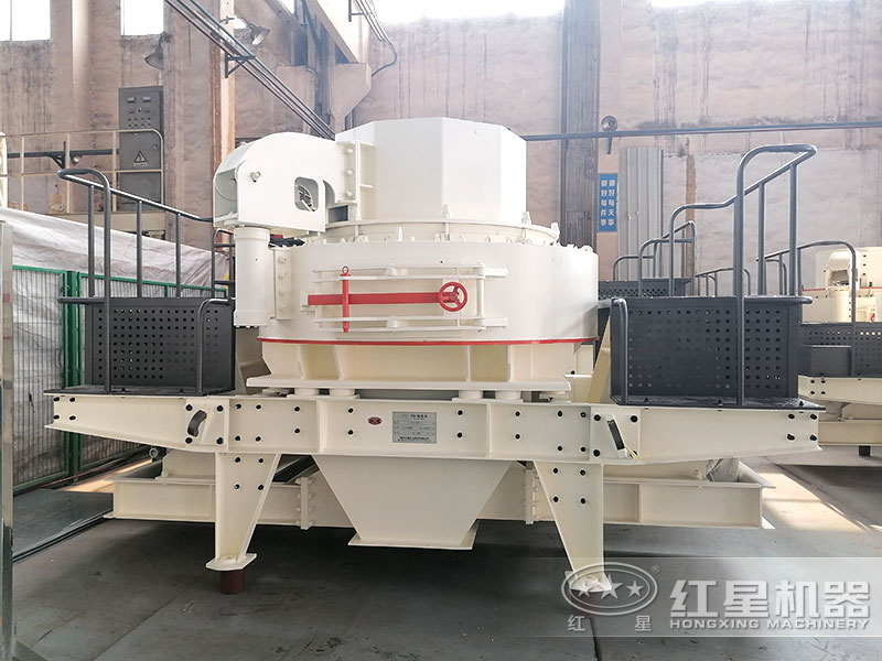 進(jìn)料尺寸為硬料：35mm,軟料30mm，處理能力120-180t/h，雙電機(jī)功率為4p 110kw